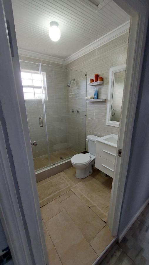 Carmen Apartment Μπριτζτάουν Εξωτερικό φωτογραφία